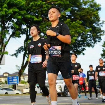 Runner Photo 3984390