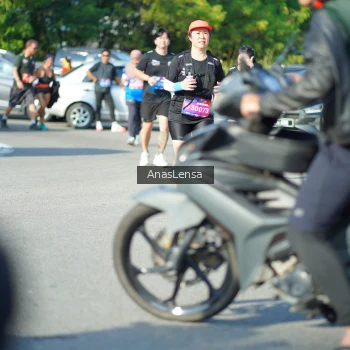 Runner Photo 3984414