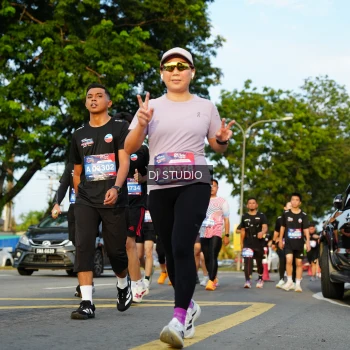 Runner Photo 3984477