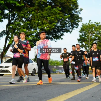 Runner Photo 3984493