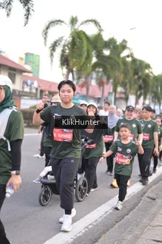 Runner Photo 3984494