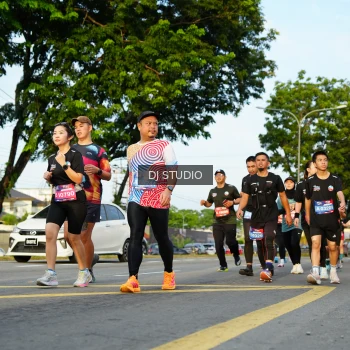 Runner Photo 3984501