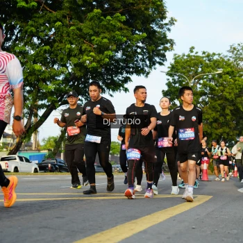 Runner Photo 3984543