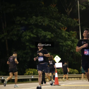 Runner Photo 3984544
