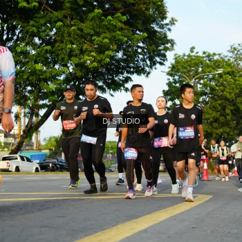 Runner Photo 3984549