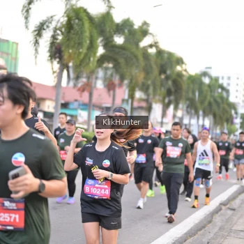 Runner Photo 3984575