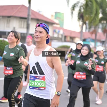 Runner Photo 3984581