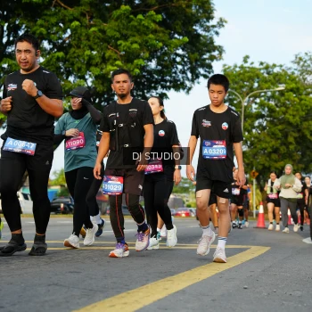 Runner Photo 3984608