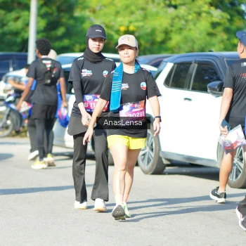 Runner Photo 3984619