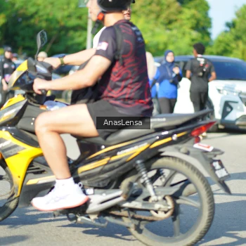Runner Photo 3984630