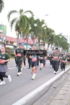 Runner Photo 3984648
