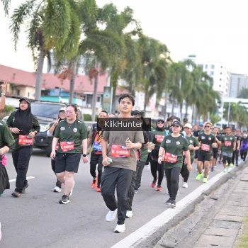 Runner Photo 3984655
