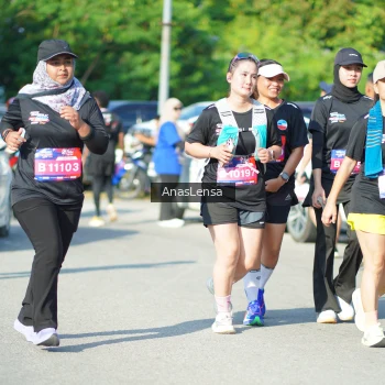 Runner Photo 3984656