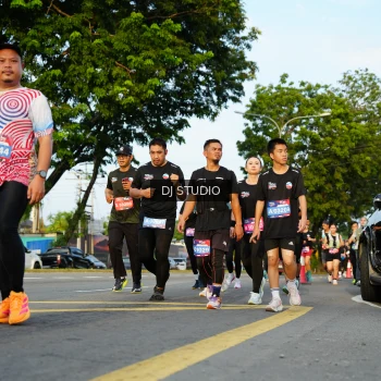 Runner Photo 3984659