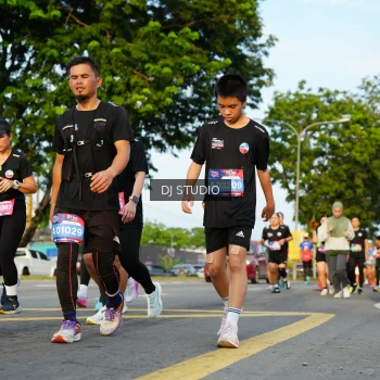 Runner Photo 3984668