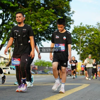 Runner Photo 3984680