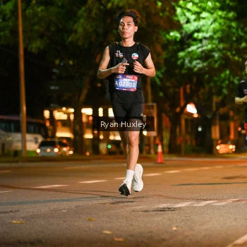 Runner Photo 3984685