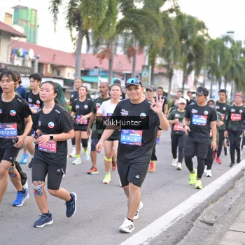 Runner Photo 3984705