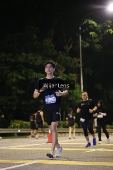 Runner Photo 3984757