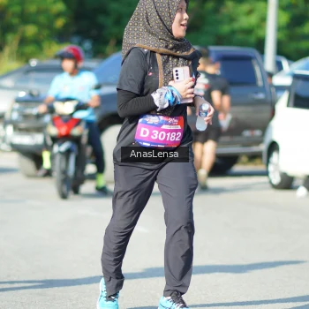 Runner Photo 3984765