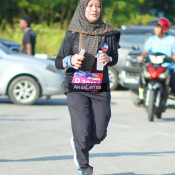 Runner Photo 3984774
