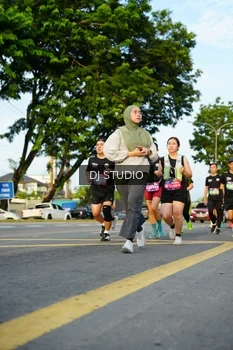 Runner Photo 3984777