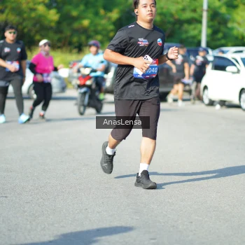 Runner Photo 3984784