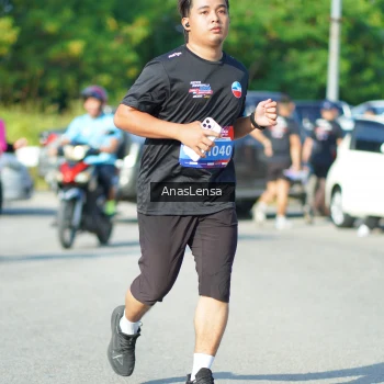 Runner Photo 3984792