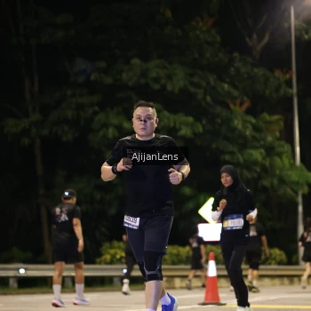 Runner Photo 3984794
