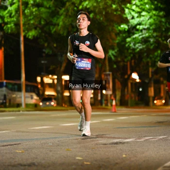 Runner Photo 3984804