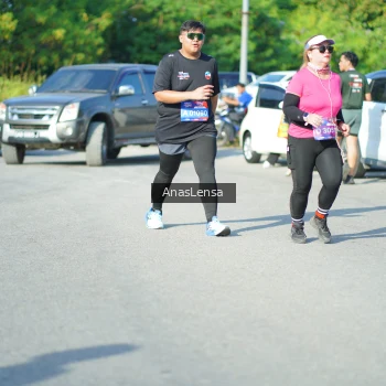 Runner Photo 3984865