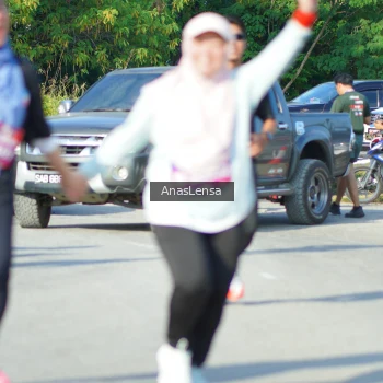 Runner Photo 3984915