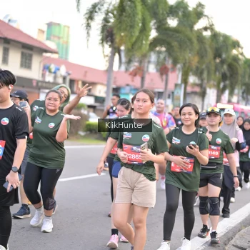 Runner Photo 3984976