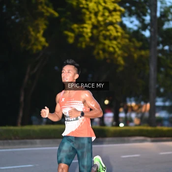 Runner Photo 3985065