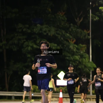 Runner Photo 3985069