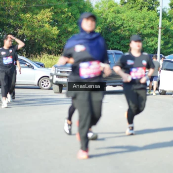 Runner Photo 3985076