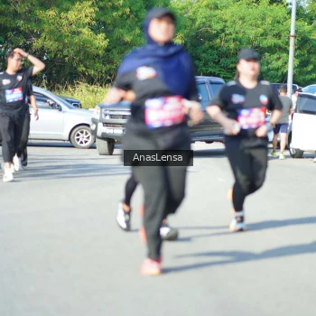Runner Photo 3985079