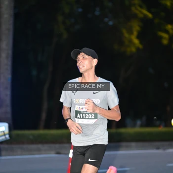 Runner Photo 3985080