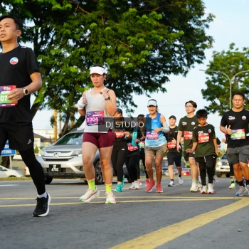 Runner Photo 3985081