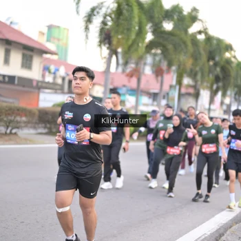 Runner Photo 3985113