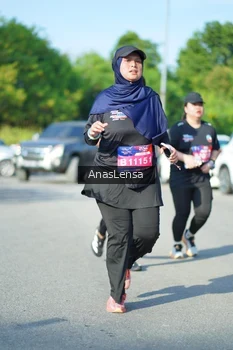 Runner Photo 3985169