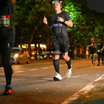 Runner Photo 3985183