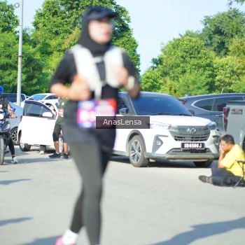 Runner Photo 3985341