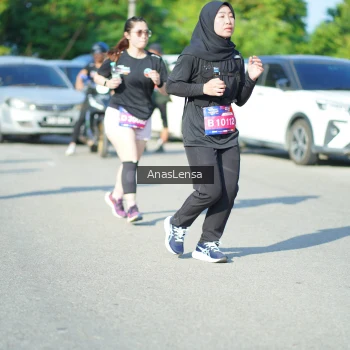 Runner Photo 3985351