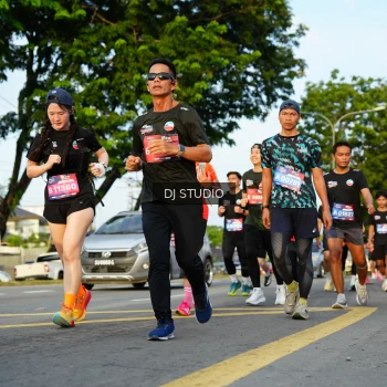 Runner Photo 3985432