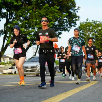 Runner Photo 3985445