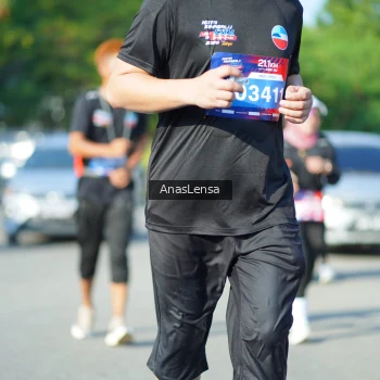 Runner Photo 3985465