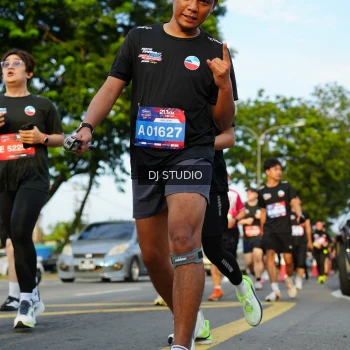 Runner Photo 3985555