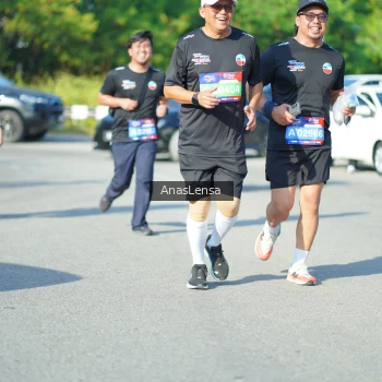 Runner Photo 3985571