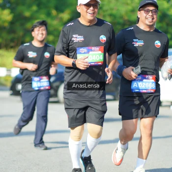 Runner Photo 3985581